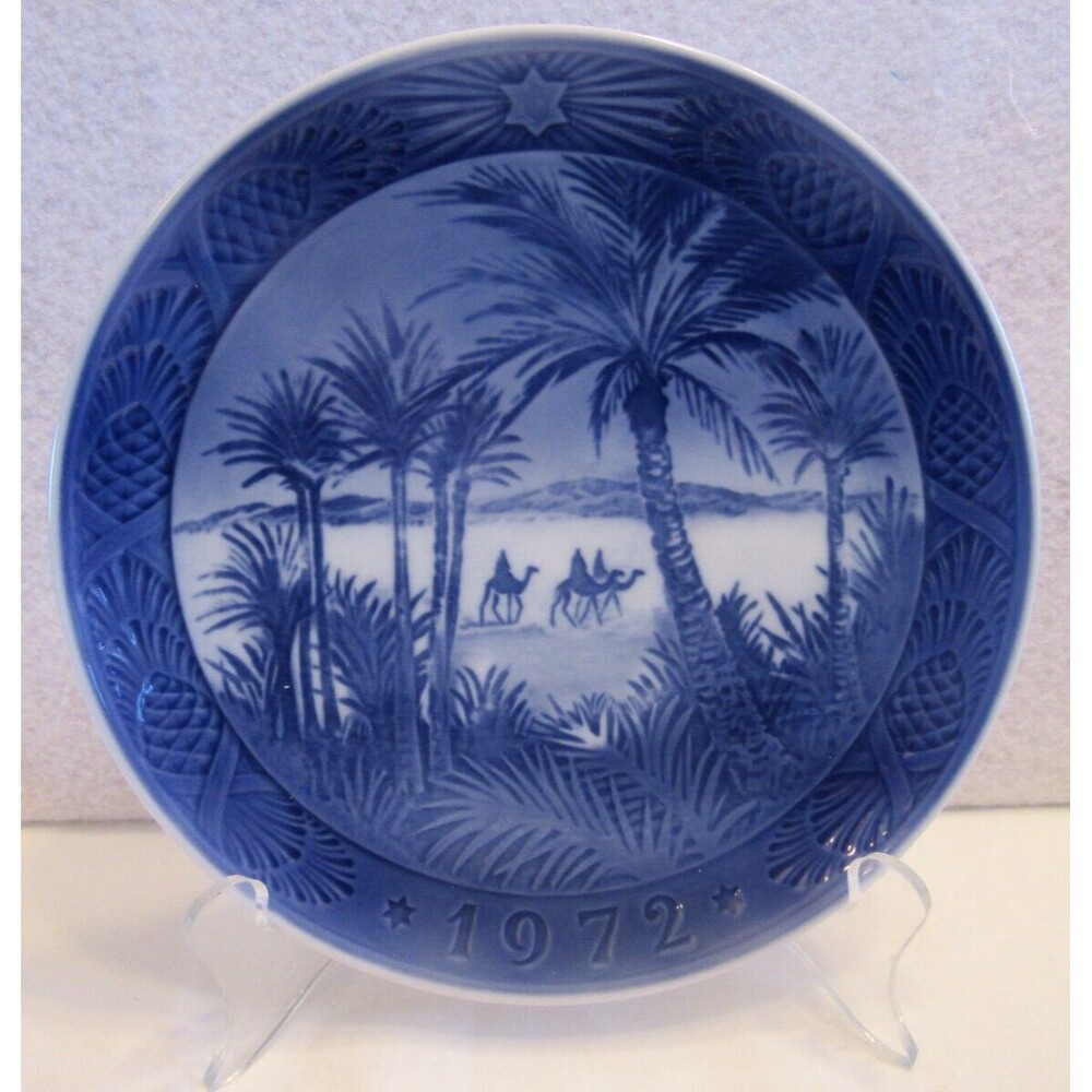 Royal Copenhagen Vintage Collectible Christmas Plate In the Desert 1972